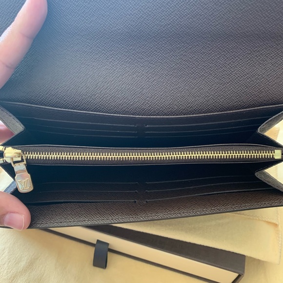 Louis Vuitton Sarah wallet - Picture 3 of 6